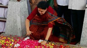 Sasikala_In_Jayasamathi_Liveday1