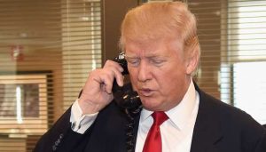 201704251115294634_Presented-Trump-greeting-534-days-space-staying-record-NASA_SECVPF