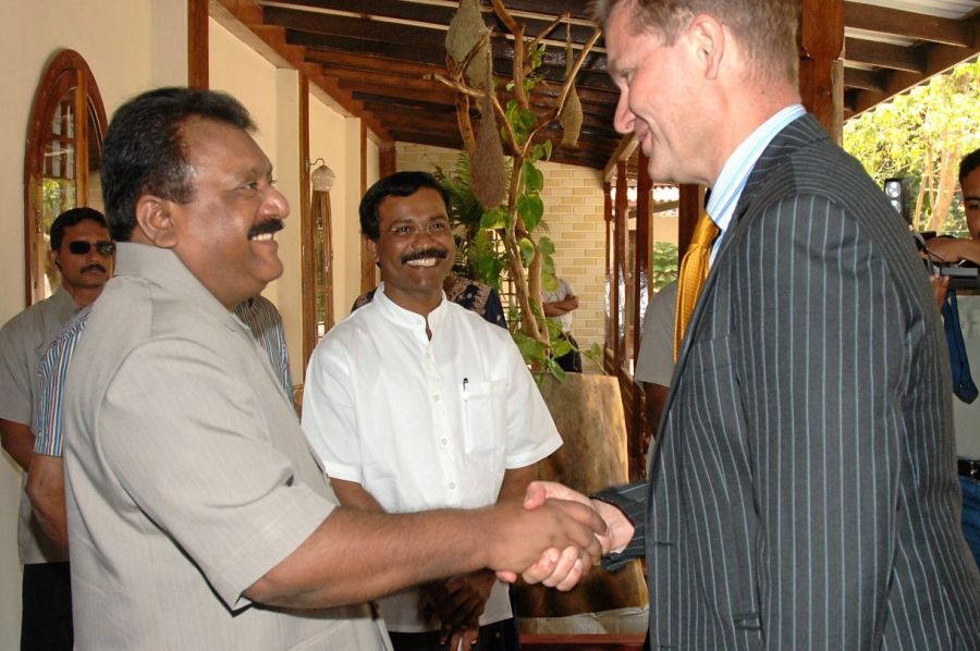 Prabhakaran-Erik-Solheim