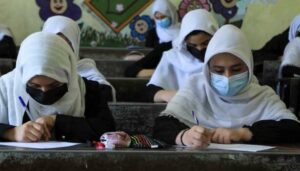 202109191207123469_Tamil_News_Tamil-news-Schools-reopen-in-Afghanistan-No-girls-students_SECVPF